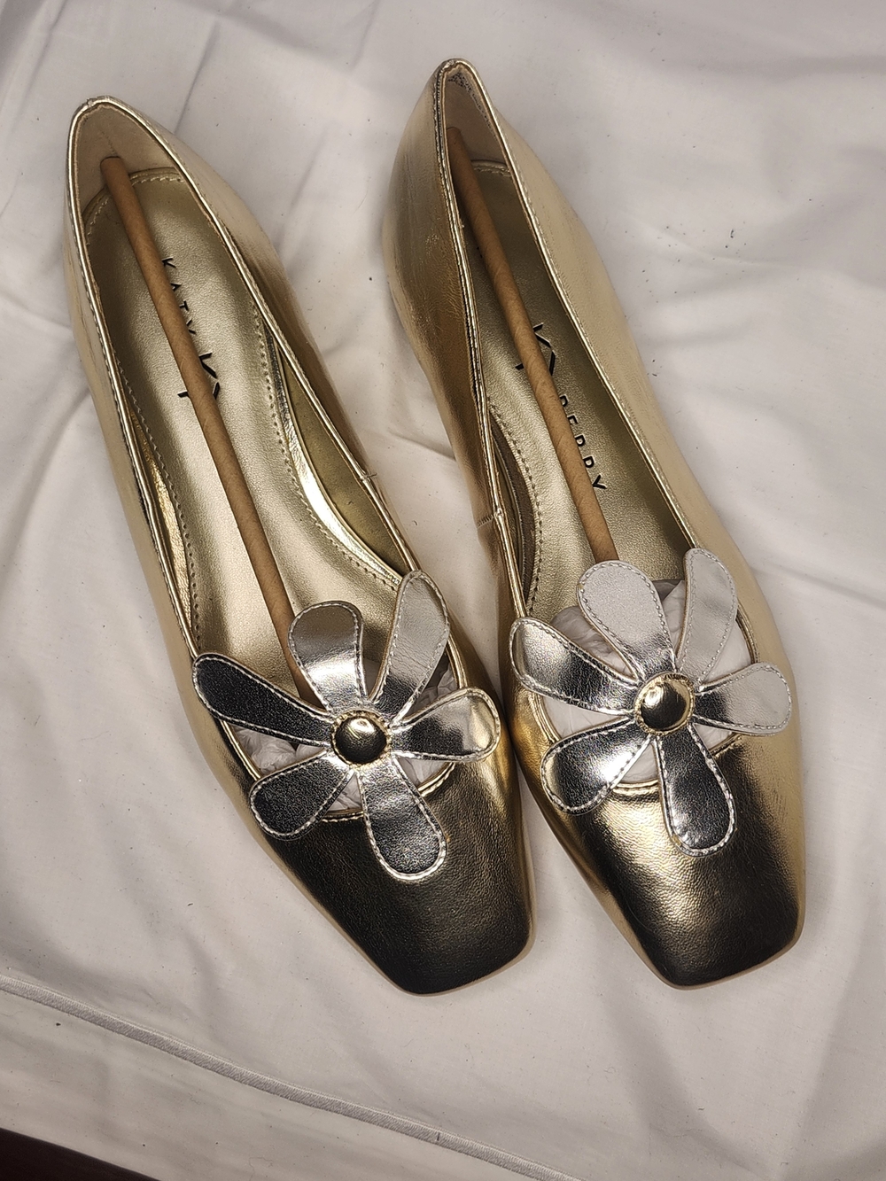 Katy Perry Collections Gold Metallic Floral Appliqué Flats
